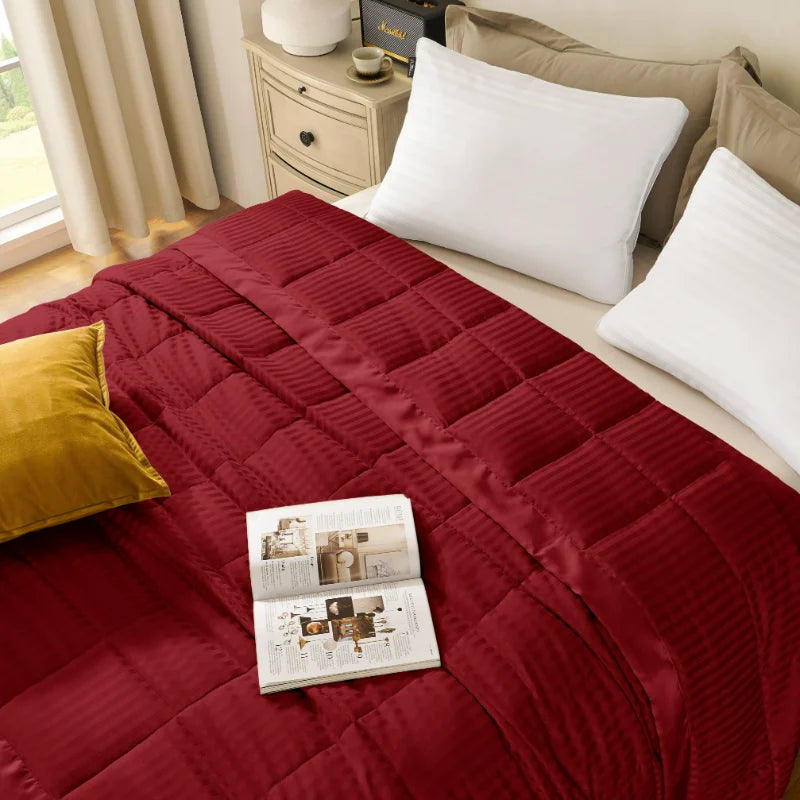 Lightweight Down Alternative Blanket—Twin, Queen,King Size Blanket